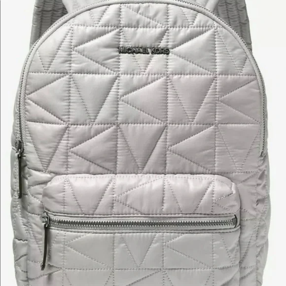 Michael Kors | Bags | Michael Kors Winnie Medium Quilted  display picture 1